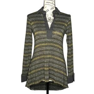 Laila Jayde (XS) Shimmer Stripe Collar Long Sleeve High Low Metallic Knit Top